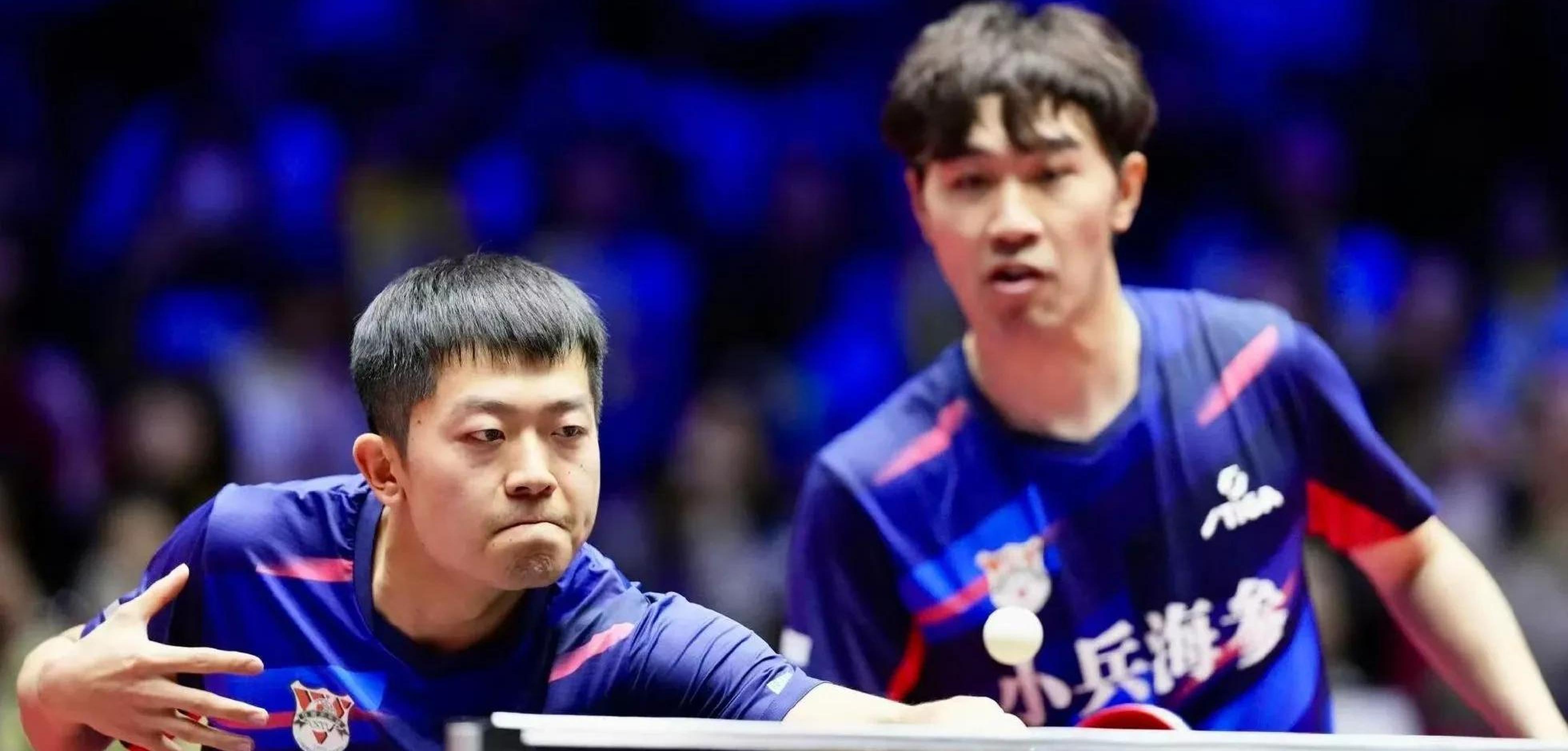 包含乒乓球邀请赛上演强强对话，皖江猎隼队大胜蓬莱银狐队，战术调整见效；宿敌对话再升级的词条