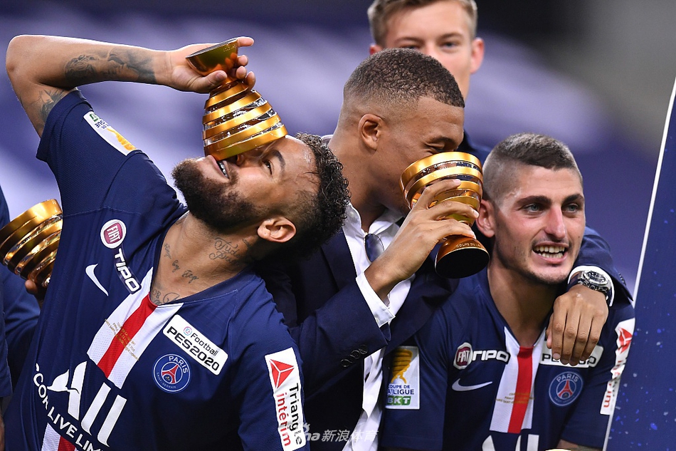 九游体育平台 -包含赛地聚焦——法联杯关键战热度飙升，沃尔夫斯堡状态回暖，质疑声四起，纪律约束更严格的词条