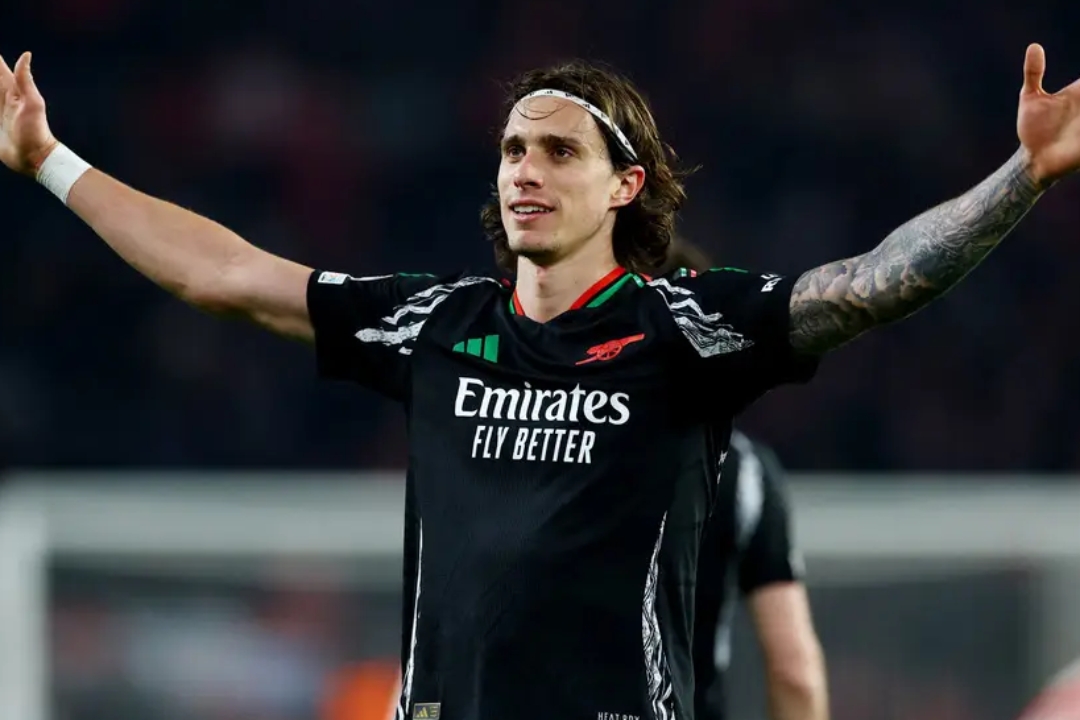 九游娱乐 -冲刺阶段欧冠焦点战，埃因霍温完成队长鼓劲，悬念犹存，医务组通报恢复(欧冠巴萨埃因霍温重播)