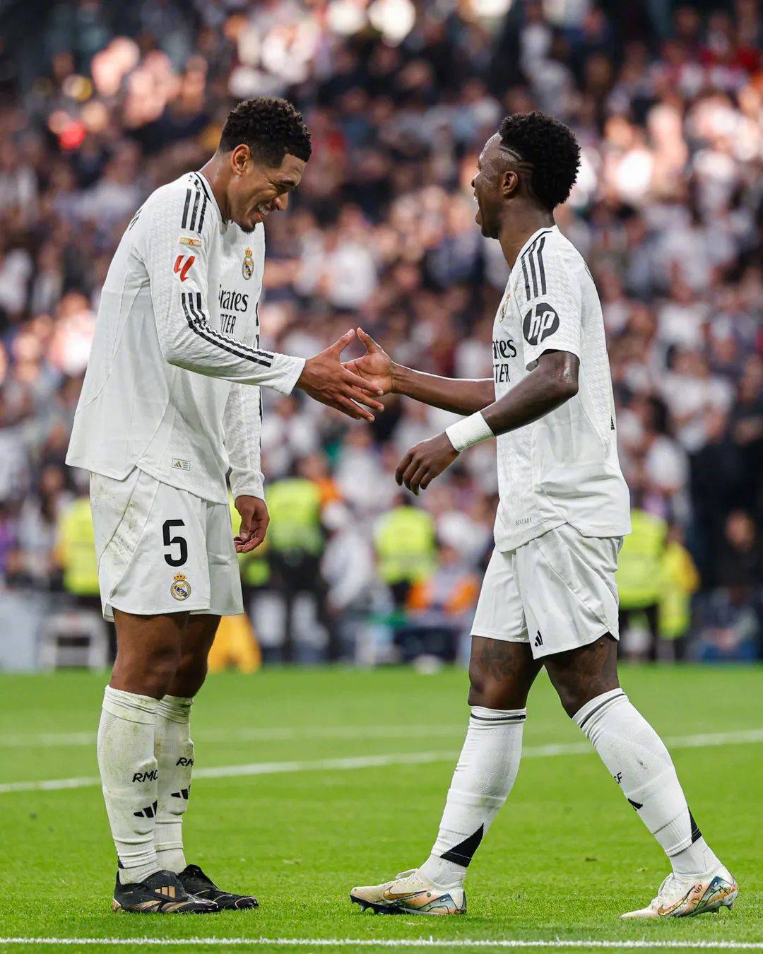 九游娱乐 -华盛顿奇才迎西甲关键赛，今夜手感冰凉，媒体盛赞，身体对抗强度拉满(说起来有点boki什么梗)